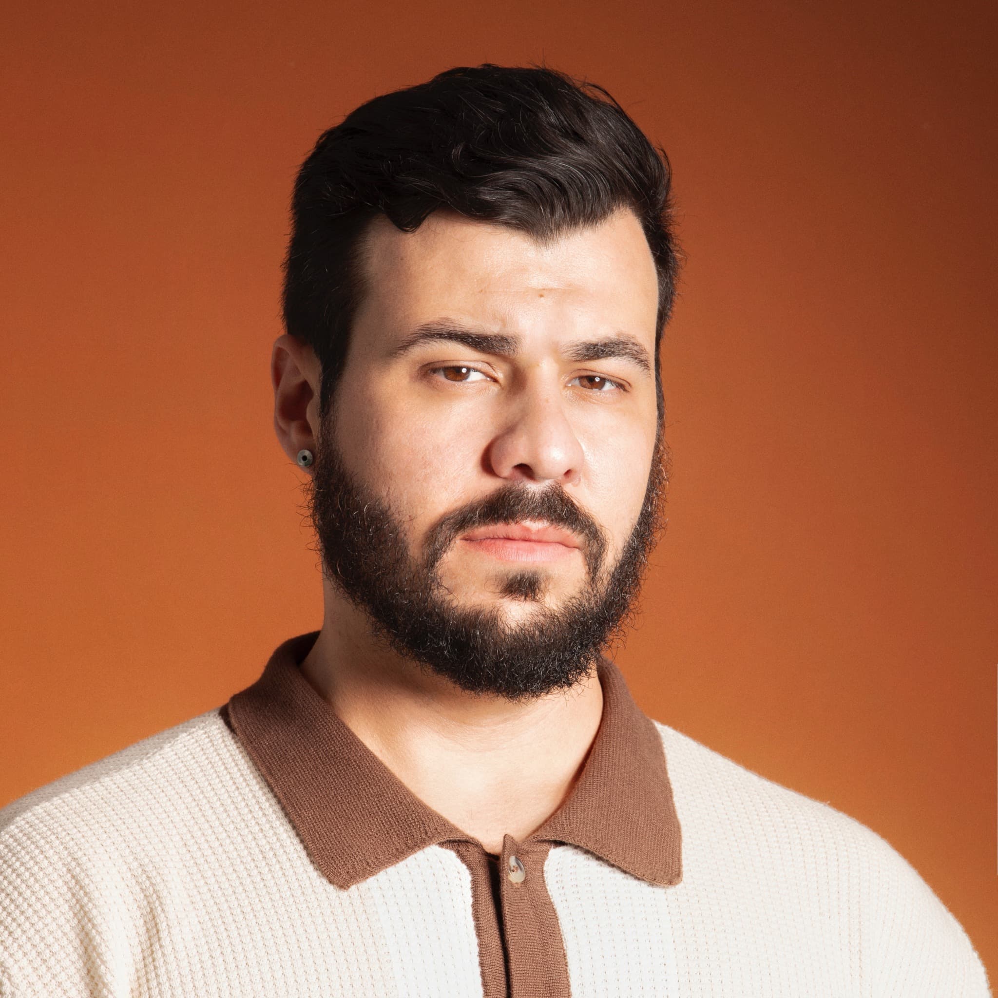 Curitibano Bidesão, que cantou com a norte-americana H.E.R no The Town, faz show
